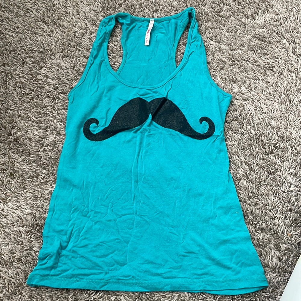 Blue/greenish top